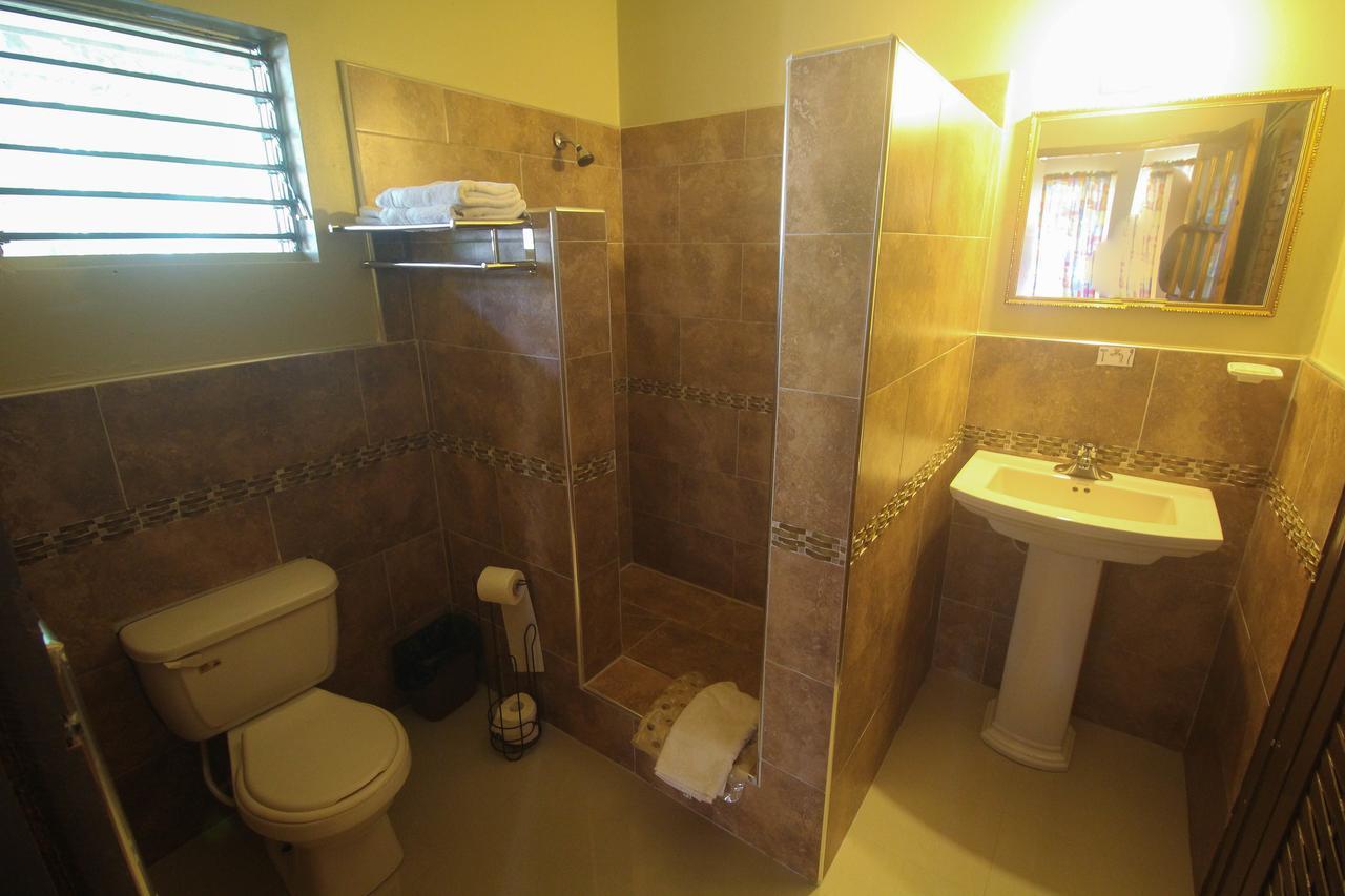 Moonrisevillas Negril Bagian luar foto